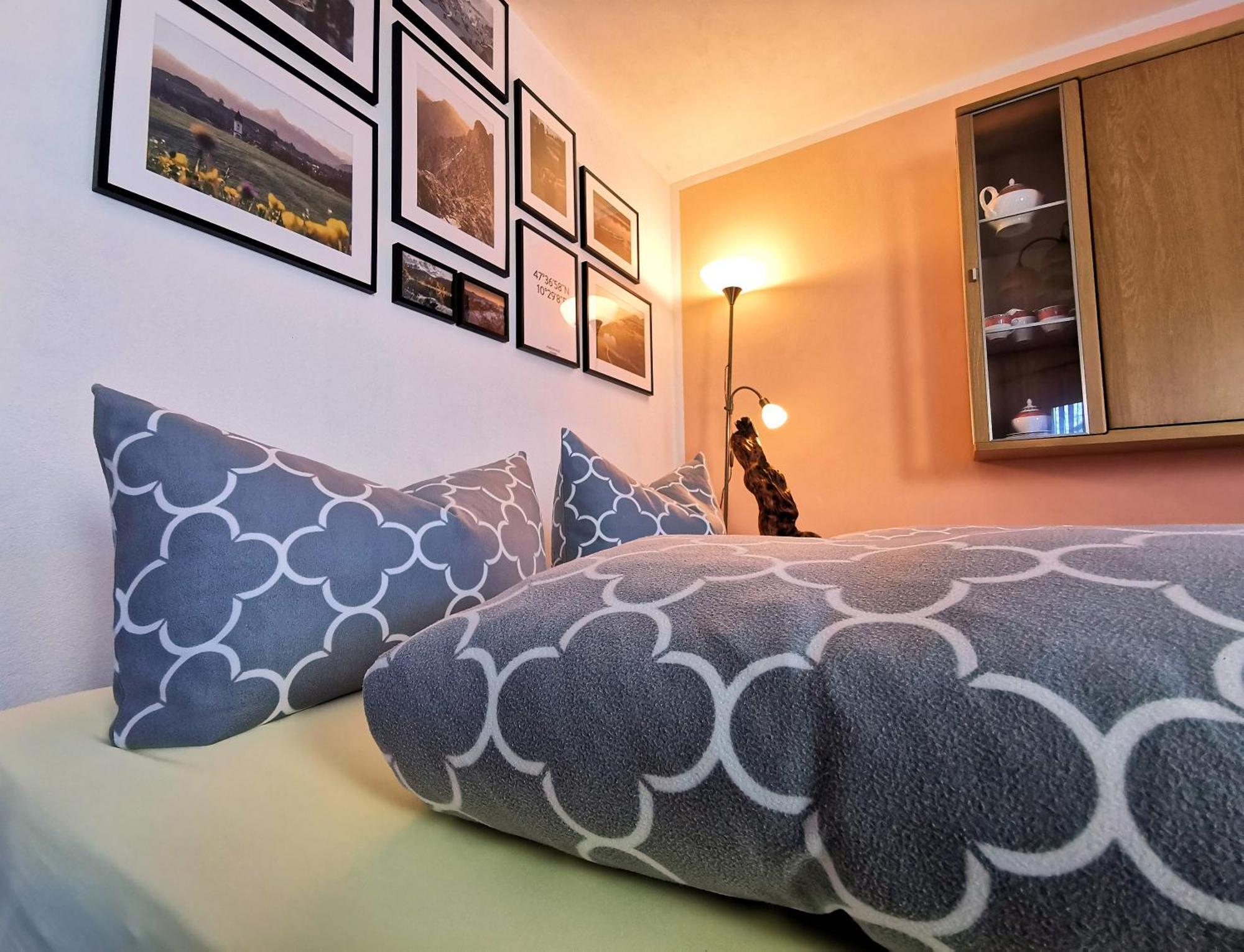 Alexandra Apartment *