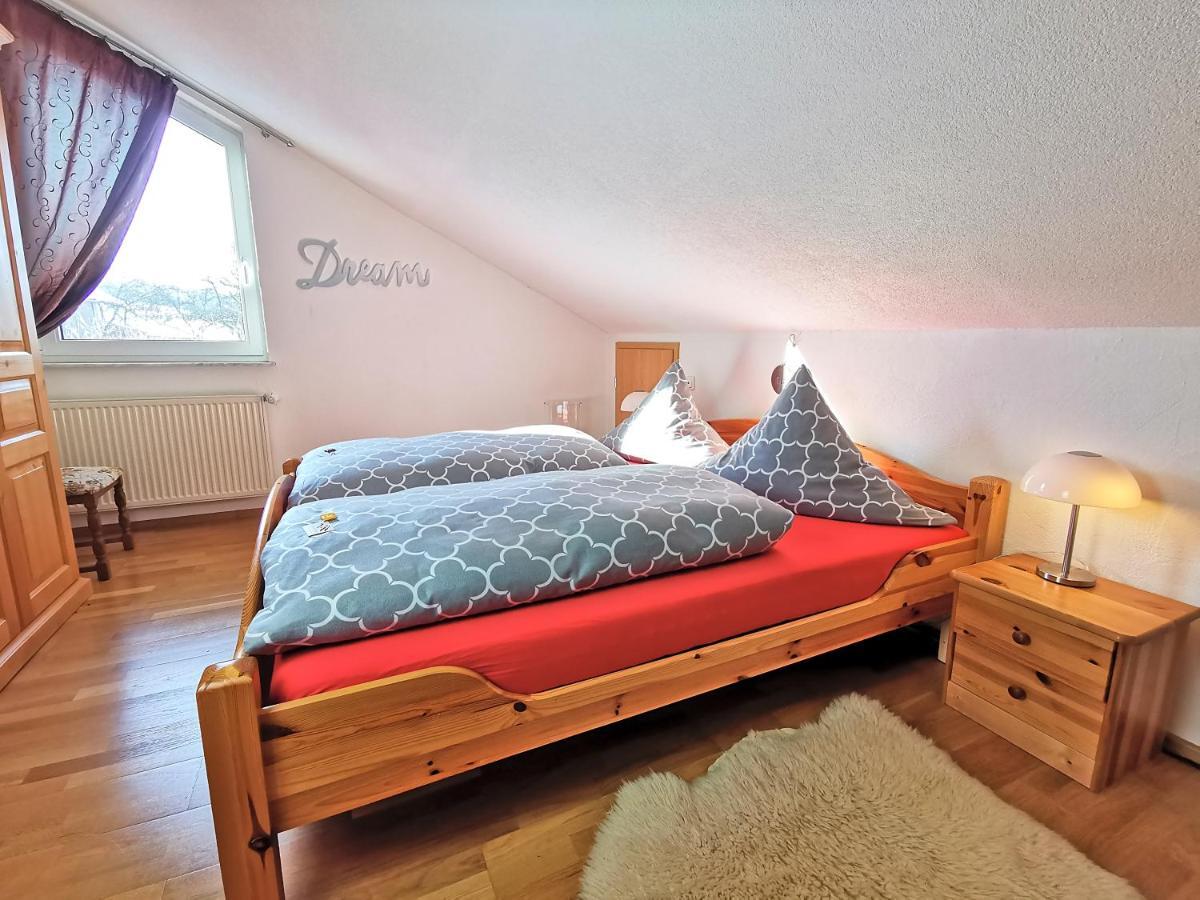 Alexandra Apartament *